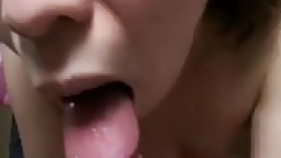 Ejaculation dans la bouche