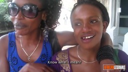De vraies africaines lesbiennes font l'amour passionnément - Vidéo porno hd - #09