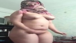 La danse nue d'une grosse égyptienne à la webcam - Vidéo porno